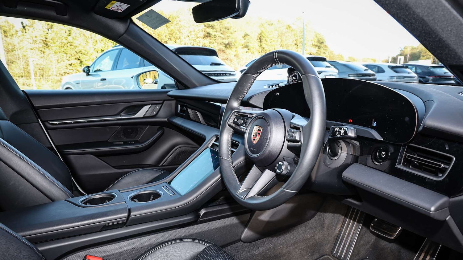 Used Porsche Taycan 2024 for sale - 76390582: Photo 12