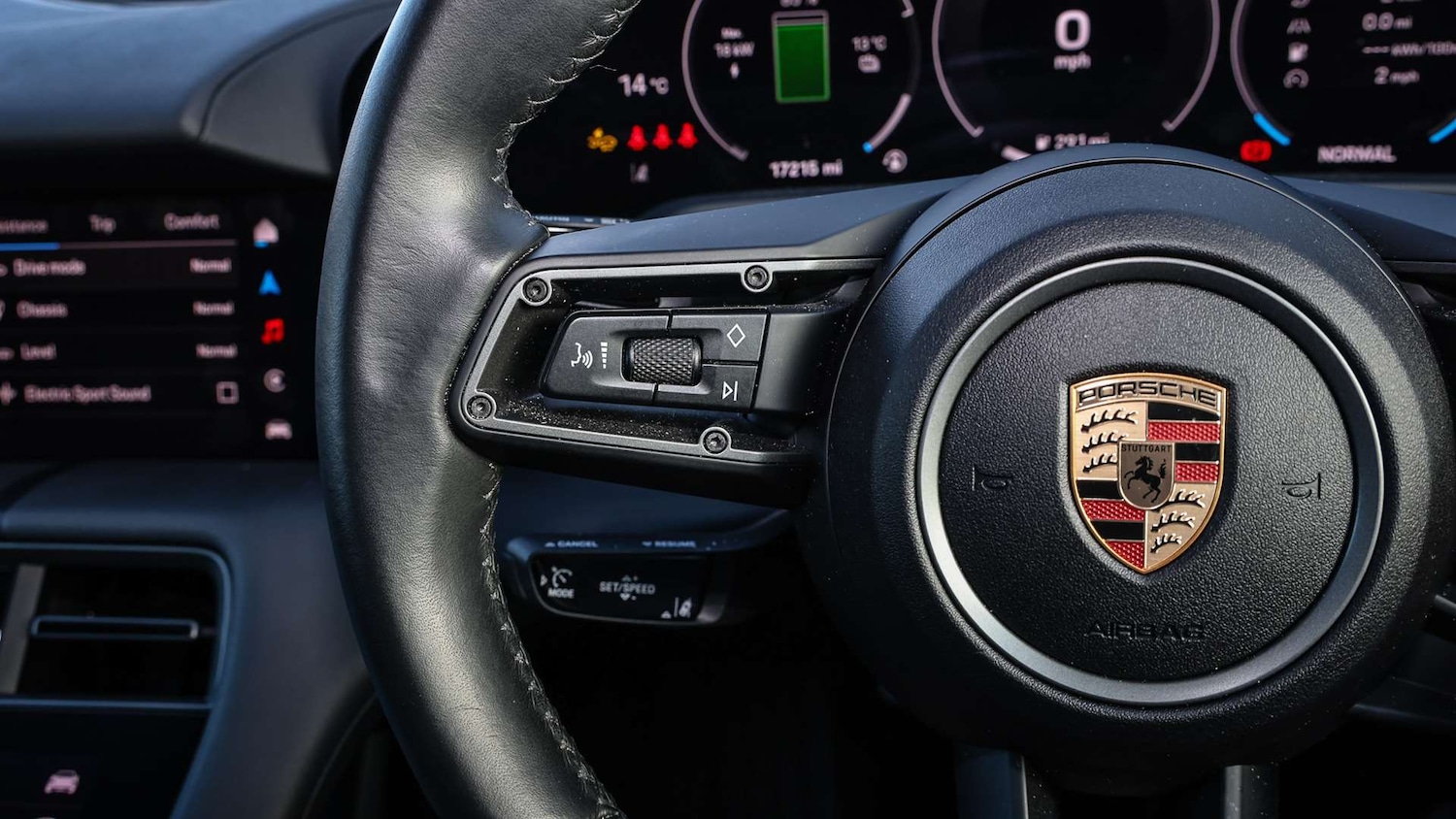 Used Porsche Taycan 2024 for sale - 76390582: Photo 21