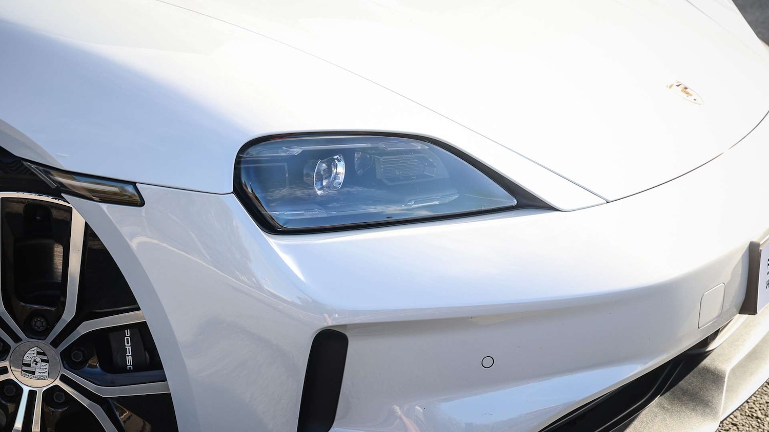 Used Porsche Taycan 2024 for sale - 76390582: Photo 30