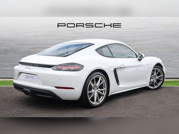 Used Porsche Cayman 2019 for sale - 79065439: Photo