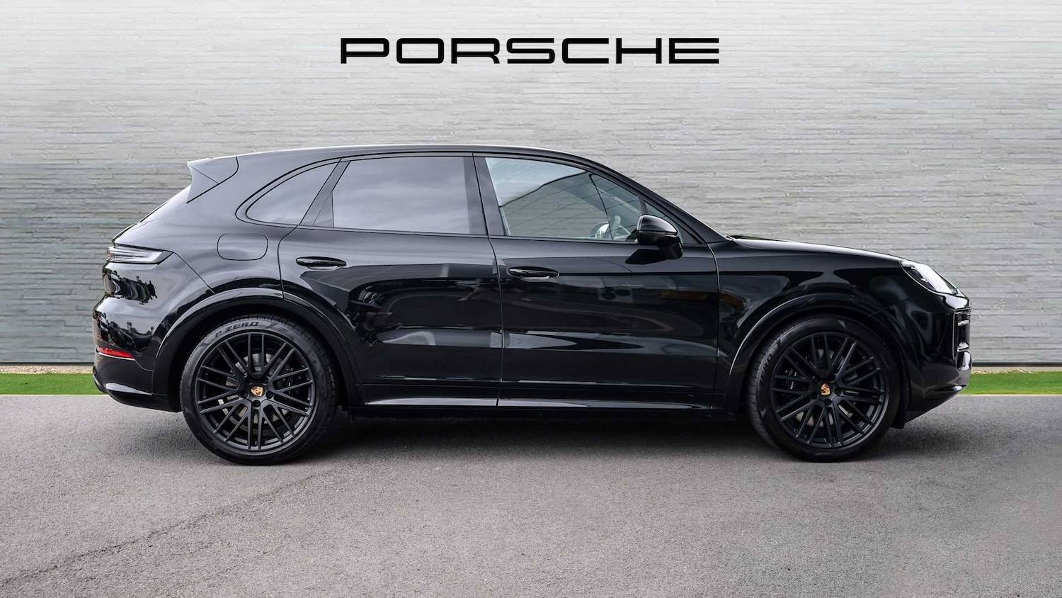 Used Porsche Cayenne 2024 for sale - 76842815: Photo 7