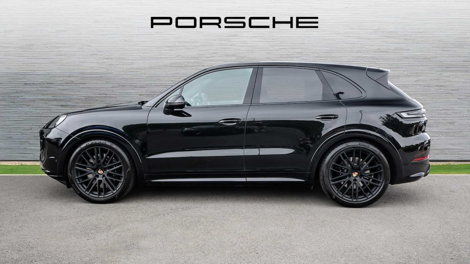 Used Porsche Cayenne 2024 for sale - 76842815: Photo 8