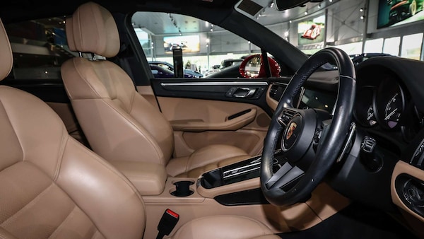 Used Porsche Macan 2023 for sale - 76242546: Photo 13