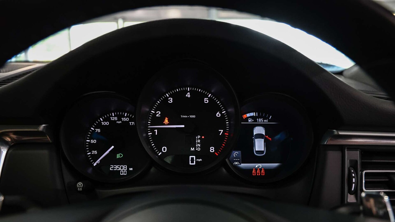 Used Porsche Macan 2023 for sale - 76242546: Photo 21