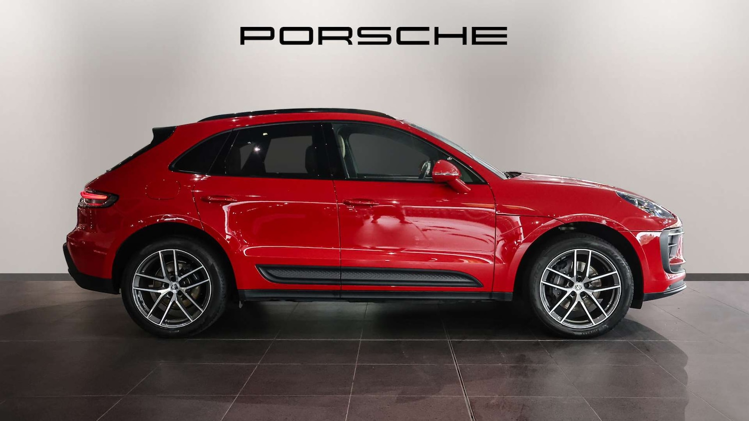 Used Porsche Macan 2023 for sale - 76242546: Photo 7
