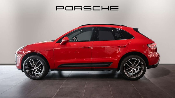 Used Porsche Macan 2023 for sale - 76242546: Photo 8