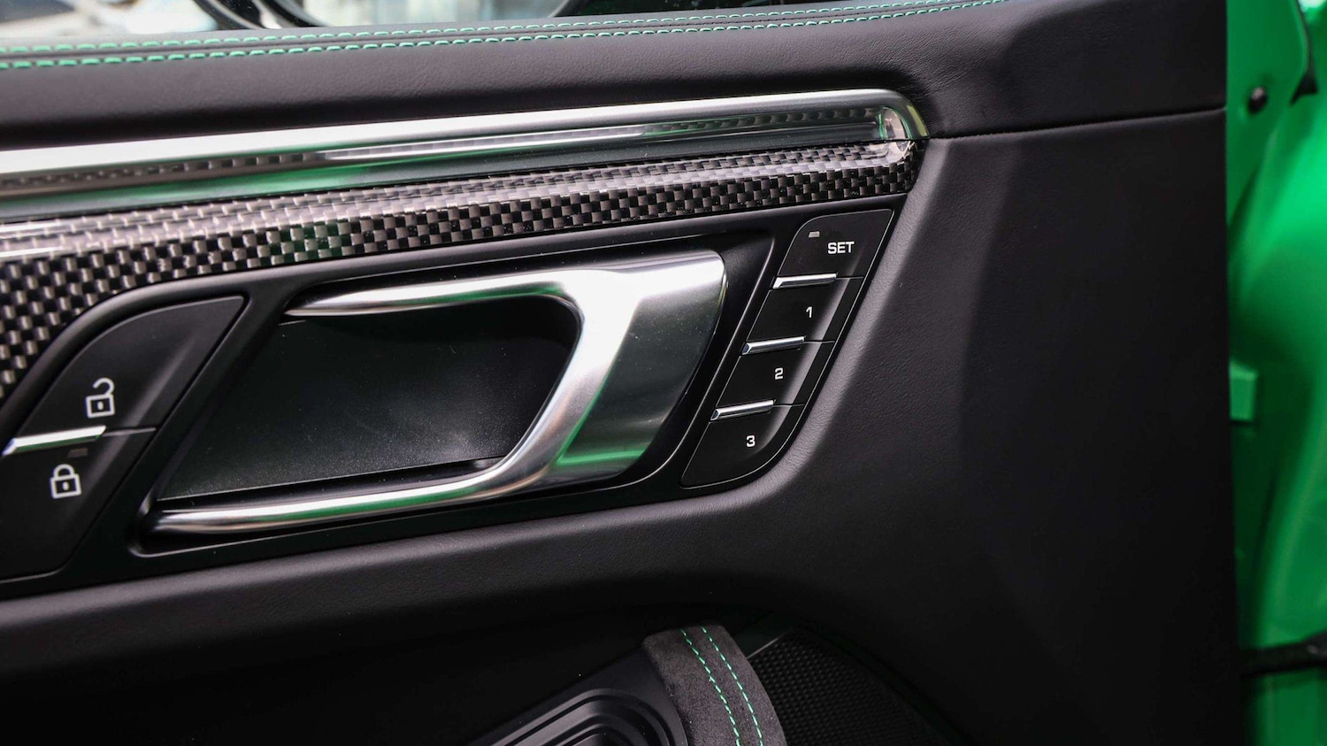 Used Porsche Macan 2023 for sale - 76718159: Photo 19