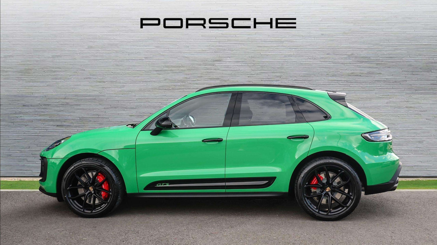Used Porsche Macan 2023 for sale - 76718159: Photo 6