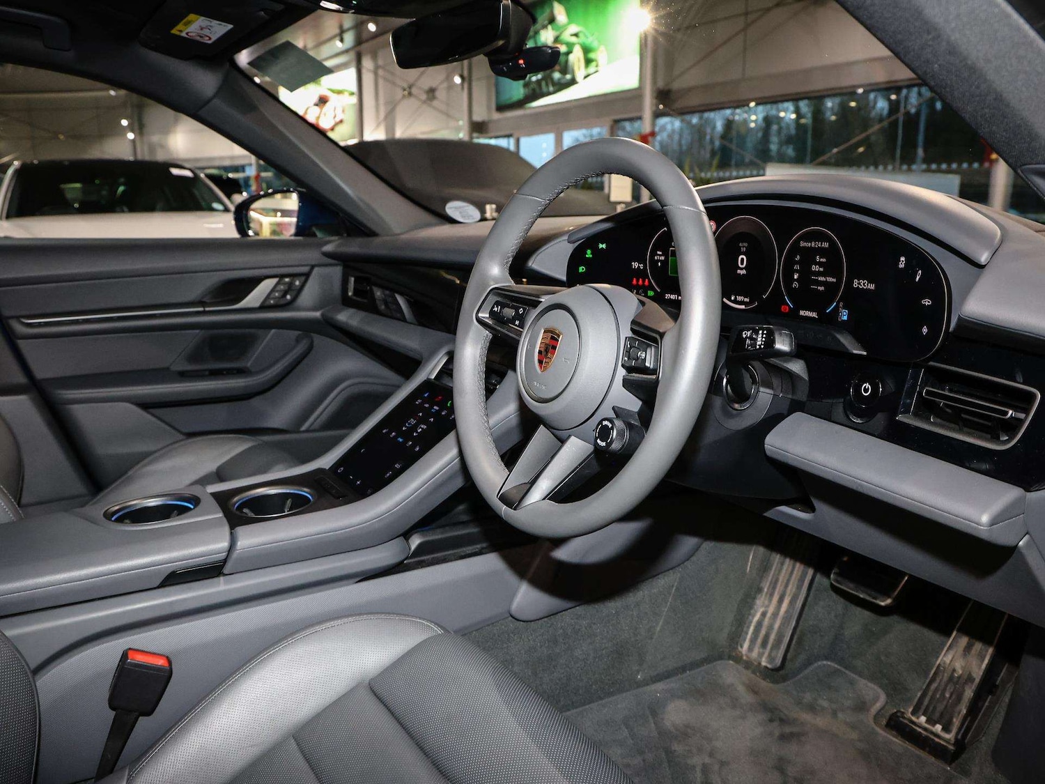 Used Porsche Taycan 2024 for sale - 76967940: Photo 11