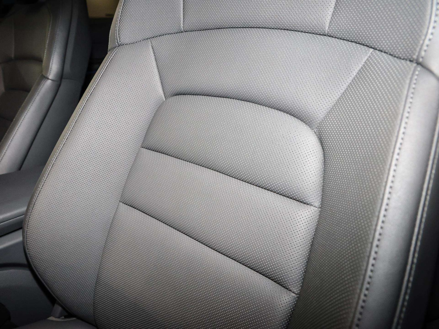 Used Porsche Taycan 2024 for sale - 76967940: Photo 14