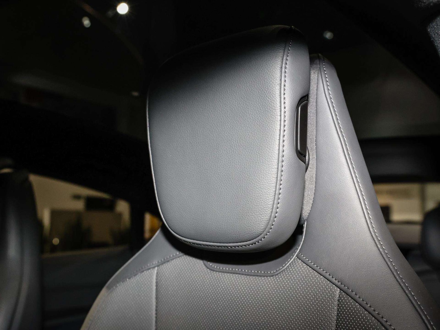 Used Porsche Taycan 2024 for sale - 76967940: Photo 15