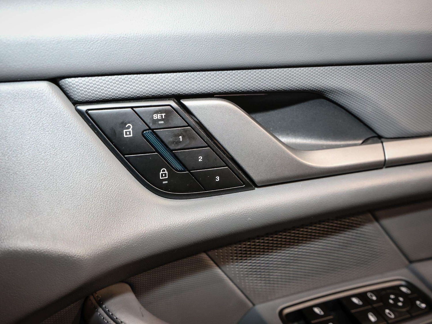 Used Porsche Taycan 2024 for sale - 76967940: Photo 26