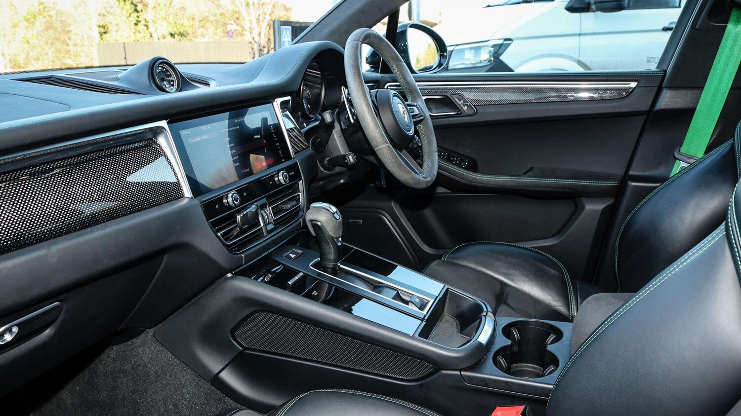 Used Porsche Macan 2023 for sale - 76789314: Photo 16