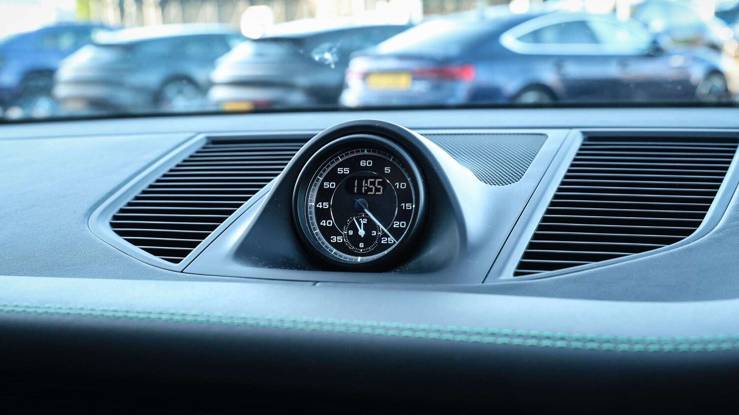 Used Porsche Macan 2023 for sale - 76789314: Photo 25