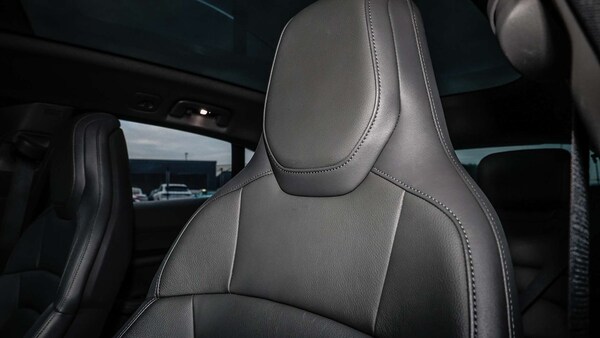 Used Porsche Taycan 2021 for sale - 75218101: Photo 15