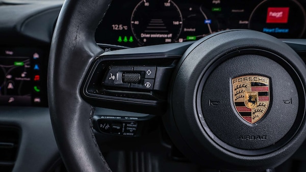 Used Porsche Taycan 2021 for sale - 75218101: Photo 25