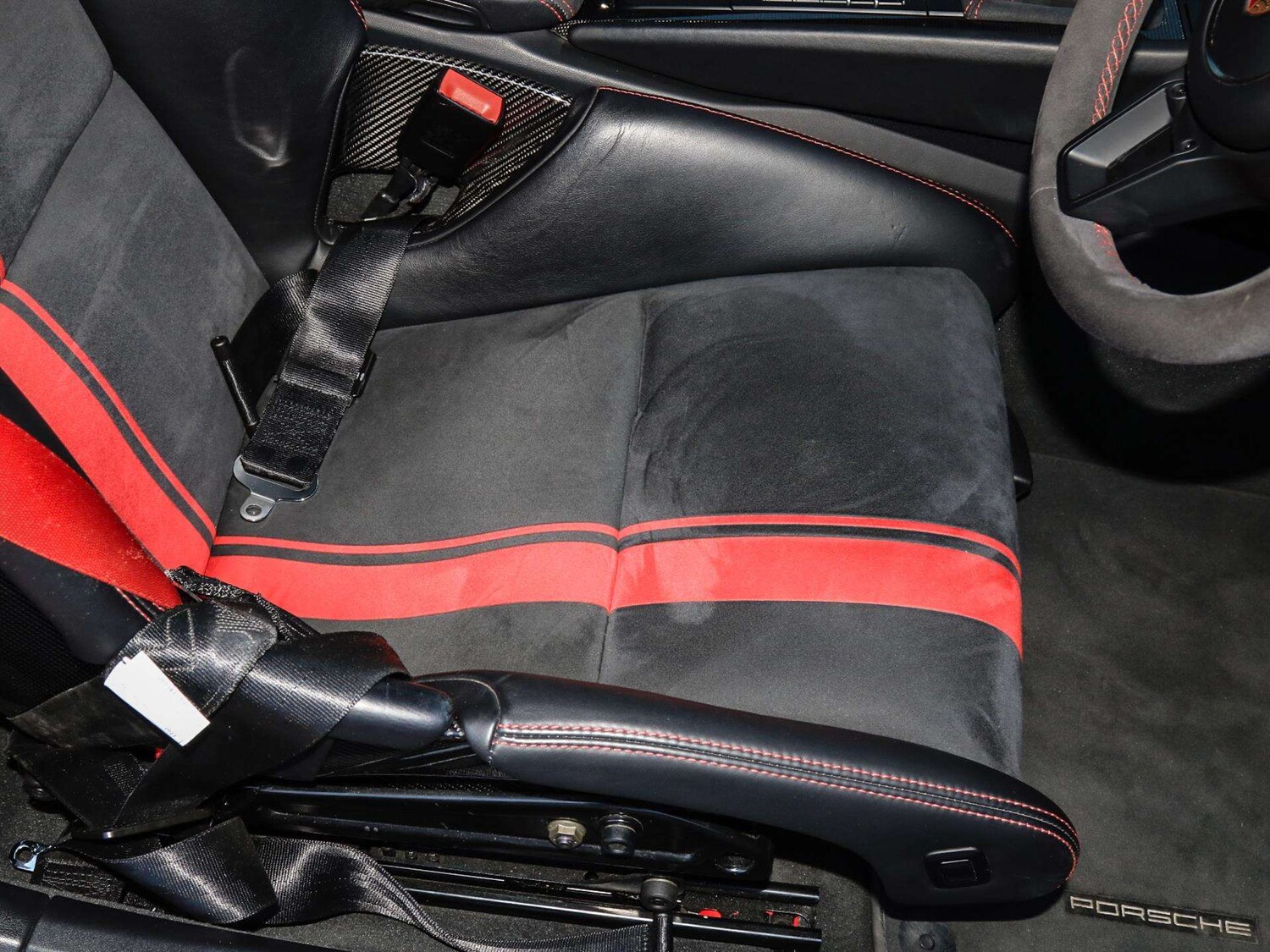 Used Porsche 911 2023 for sale - 77756559: Photo 13