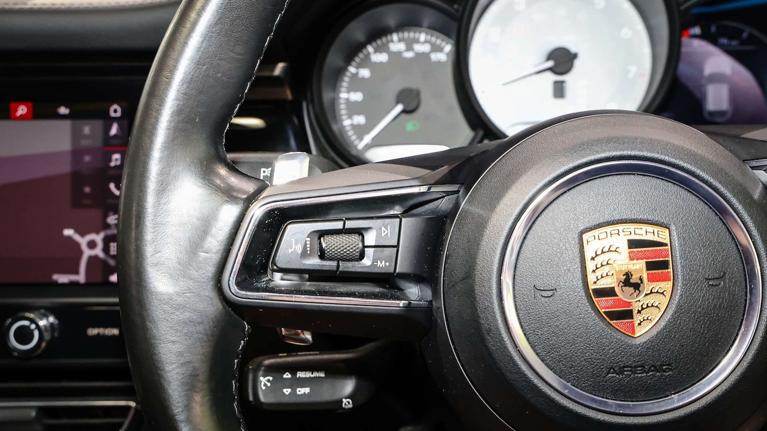 Used Porsche Macan 2022 for sale - 76875875: Photo 19