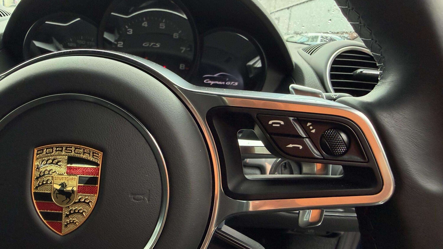 Used Porsche Cayman 2024 for sale - 77698840: Photo 14