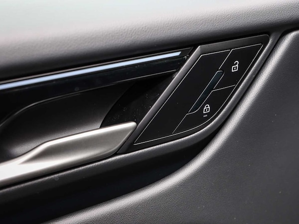 Used Porsche Macan 2025 for sale - 75249141: Photo 27