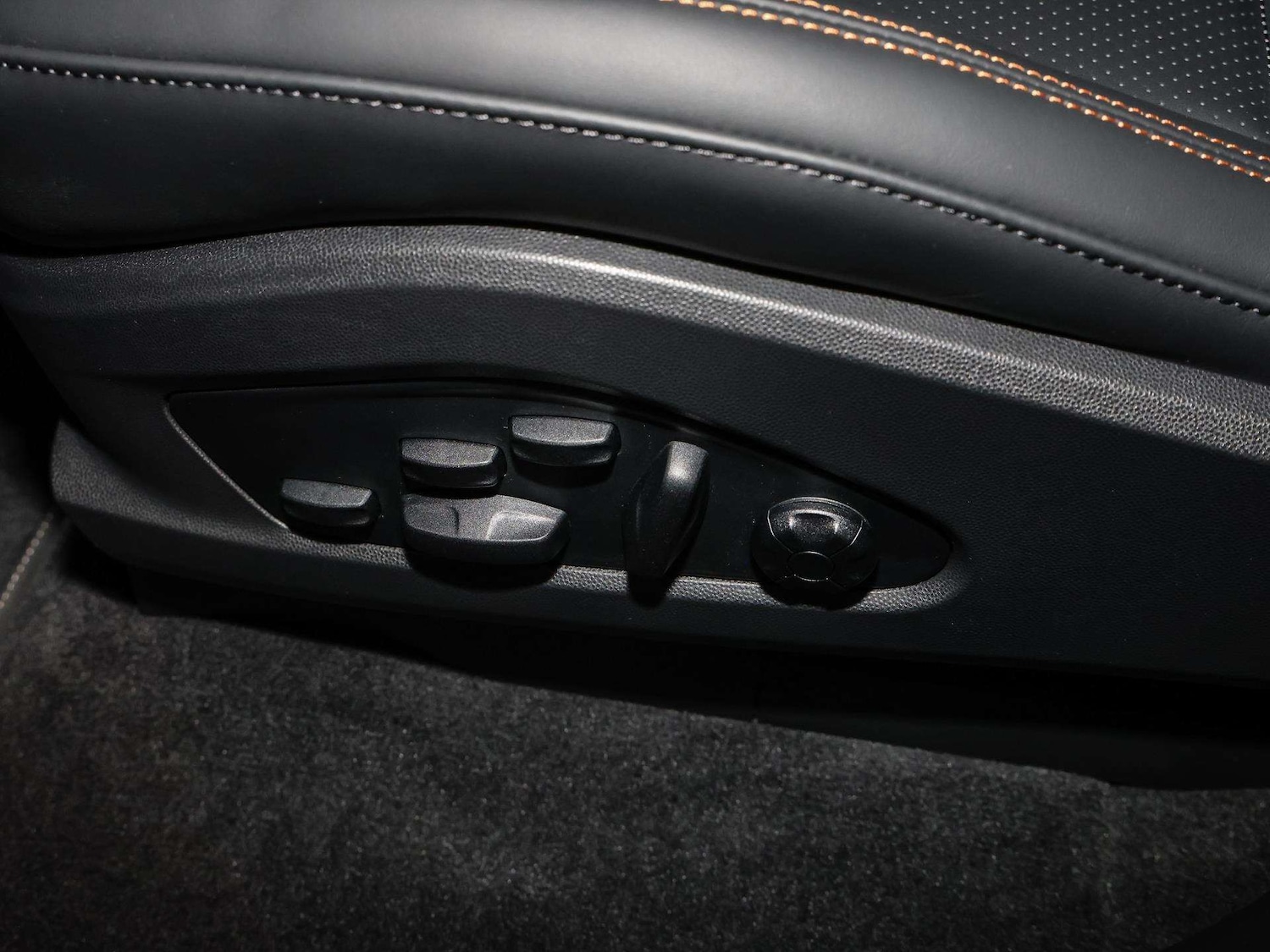 Used Porsche Macan 2025 for sale - 77164469: Photo 29