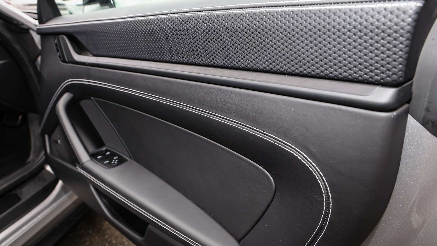 Used Porsche 911 2022 for sale - 76475955: Photo 15