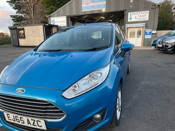 Used Ford Fiesta 2015 for sale - 76530880: Photo