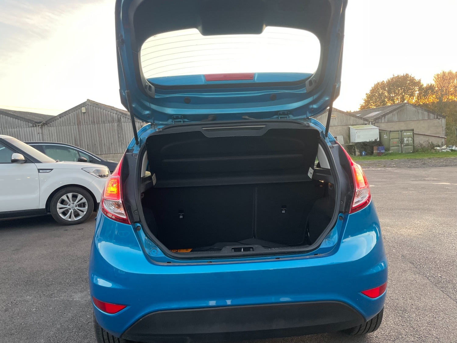 Used Ford Fiesta 2015 for sale - 76530880: Photo 9