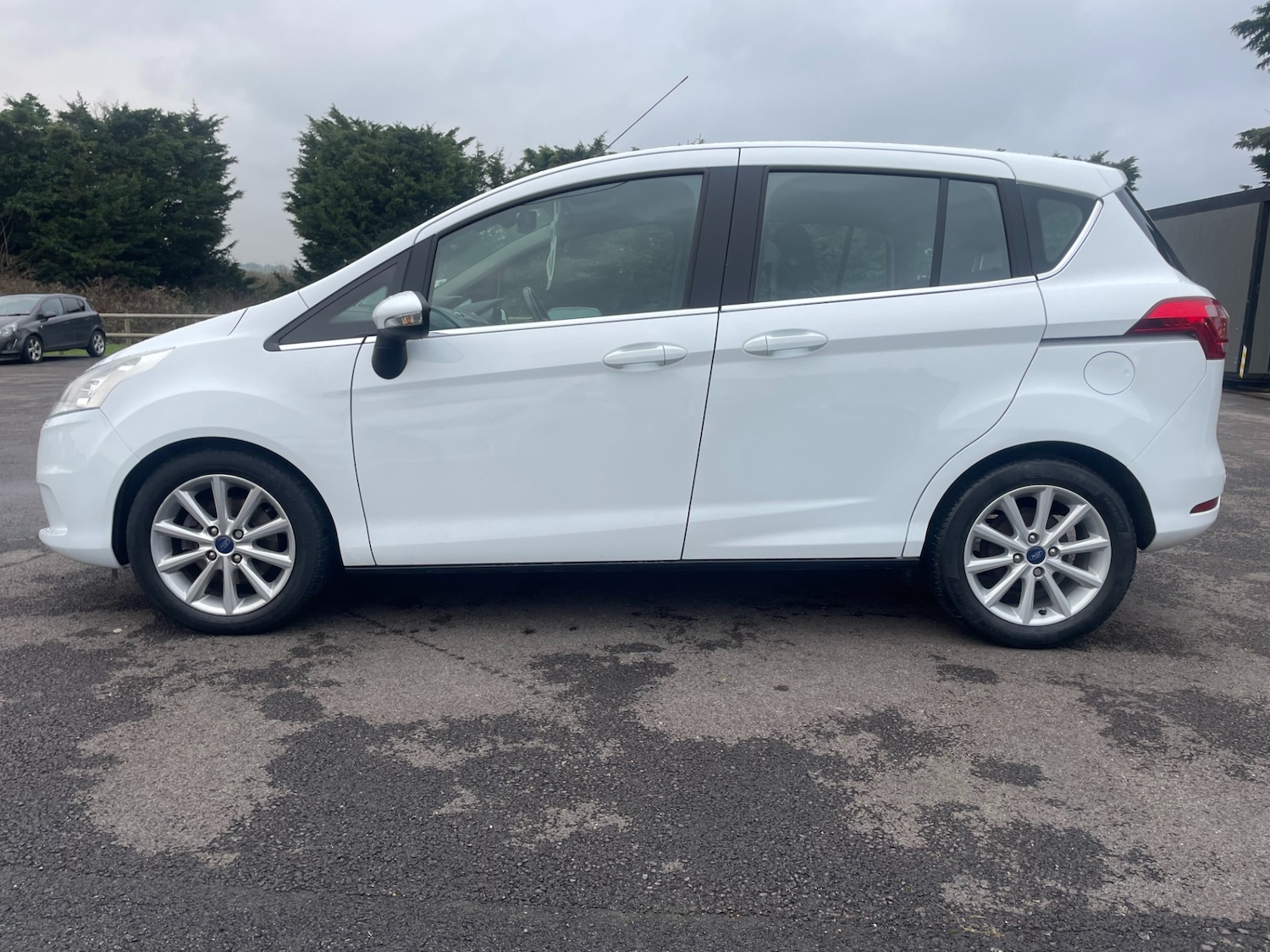 Used Ford B-MAX 2015 for sale - 77417265: Photo 4