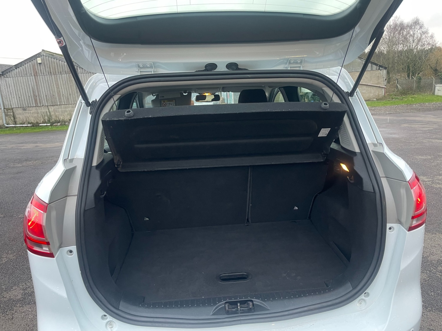 Used Ford B-MAX 2015 for sale - 77417265: Photo 9