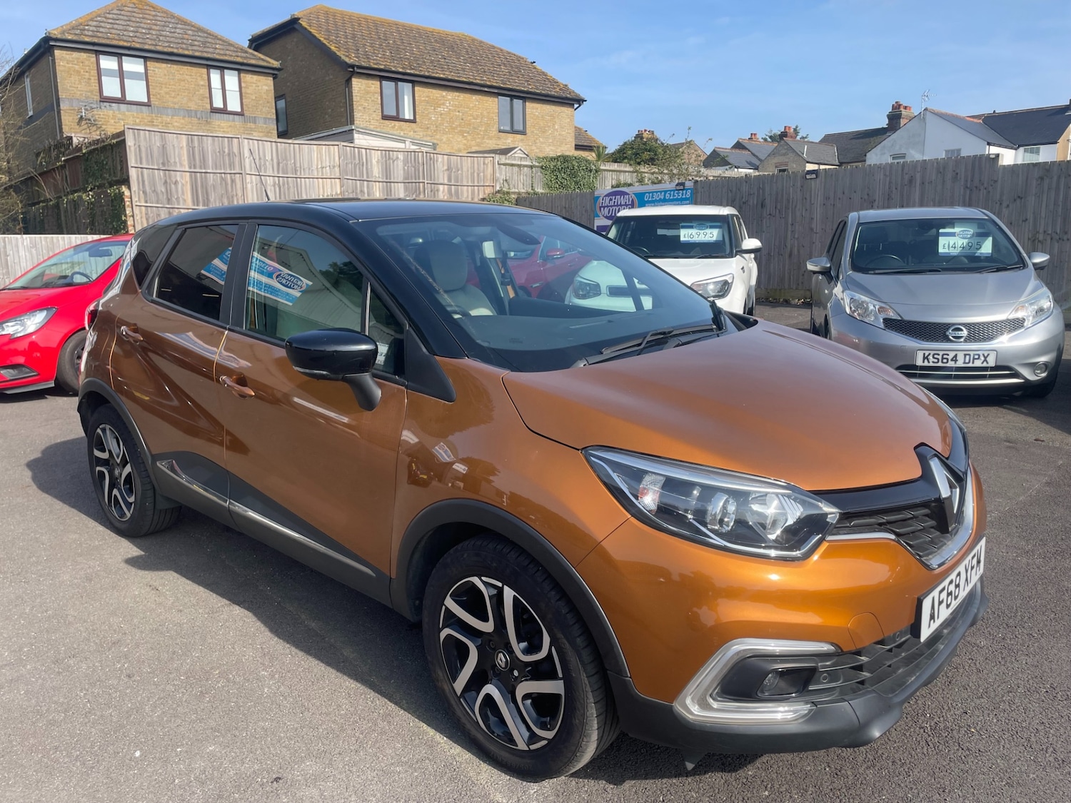 Used Renault Captur 2018 for sale - 77963657: Photo 1