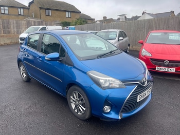 2014 (64) - 1.33 VVT-i Icon 5dr