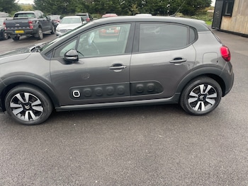 Used Citroen C3 2018 for sale - 76403522: Photo