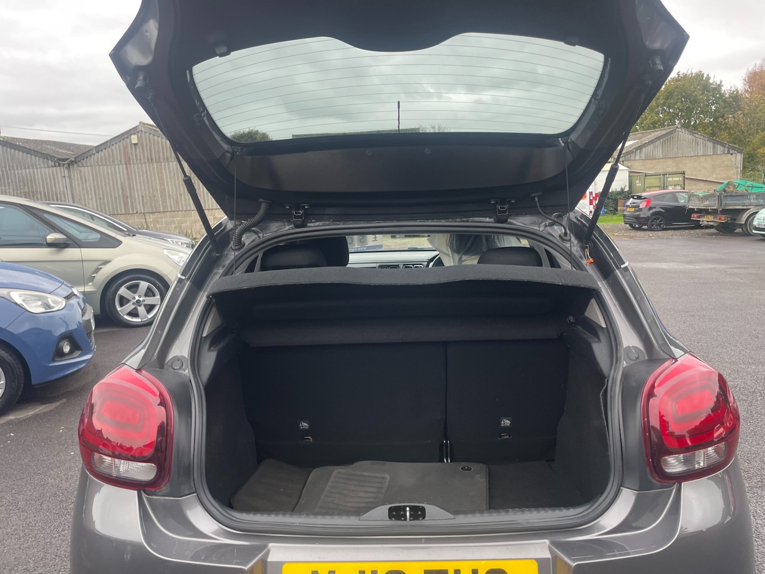 Used Citroen C3 2018 for sale - 76403522: Photo 9