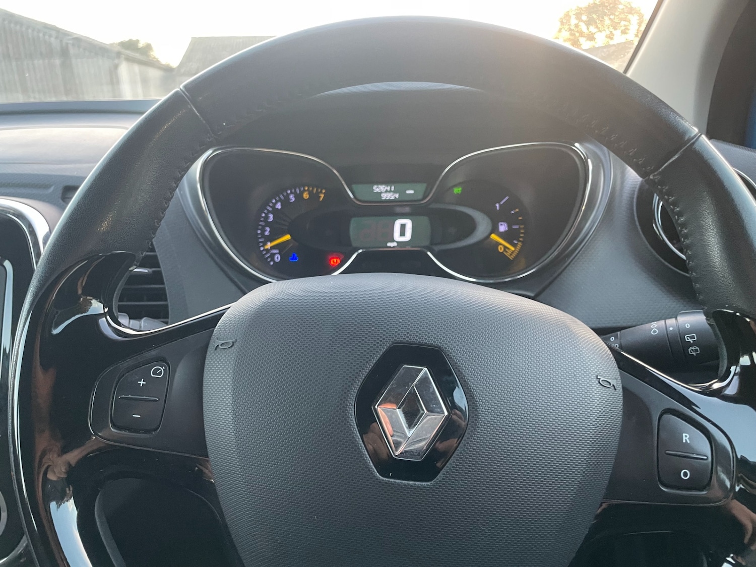 Used Renault Captur 2015 for sale - 76526761: Photo 12