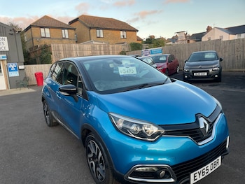 Used Renault Captur 2015 for sale - 76526761: Photo