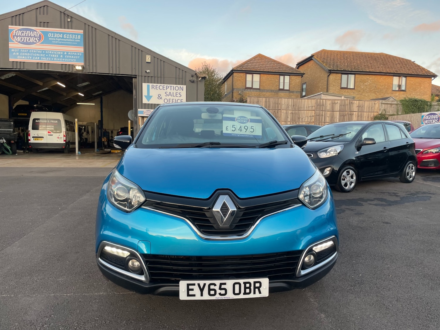 Used Renault Captur 2015 for sale - 76526761: Photo 2
