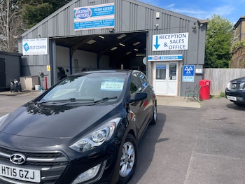 Used Hyundai i30 2015 for sale - 78485677: Photo