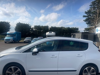 Used Peugeot 3008 2016 for sale - 79459696: Photo