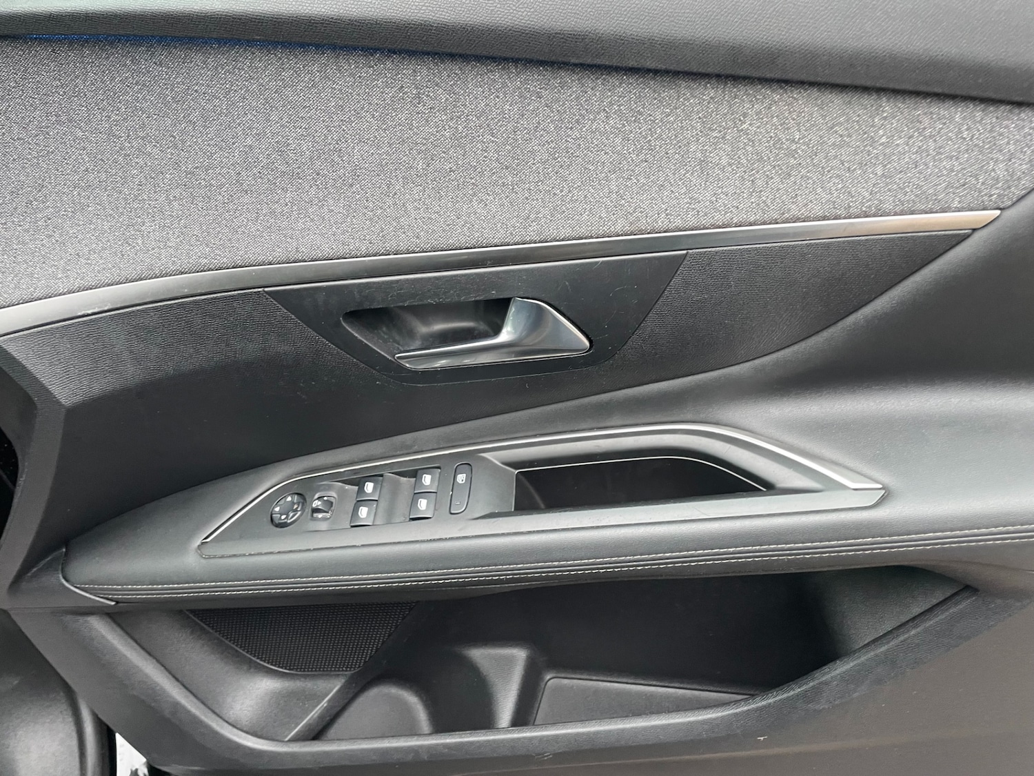 Used Peugeot 3008 2019 for sale - 76984212: Photo 14