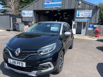 Used Renault Captur 2018 for sale - 79228635: Photo