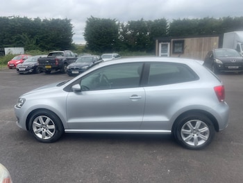 Used Volkswagen Polo 2010 for sale - 75616487: Photo