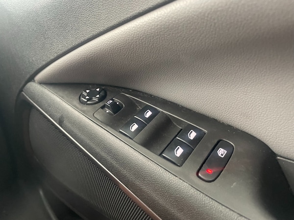 Used Vauxhall Crossland X 2019 for sale - 75726436: Photo 18
