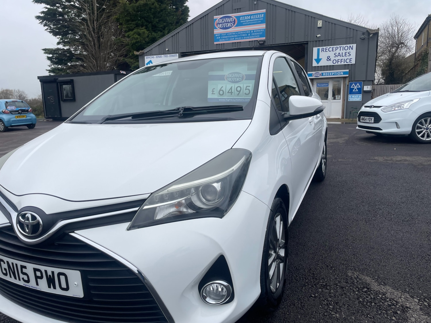 Used Toyota Yaris 2015 for sale - 77420291: Photo 3