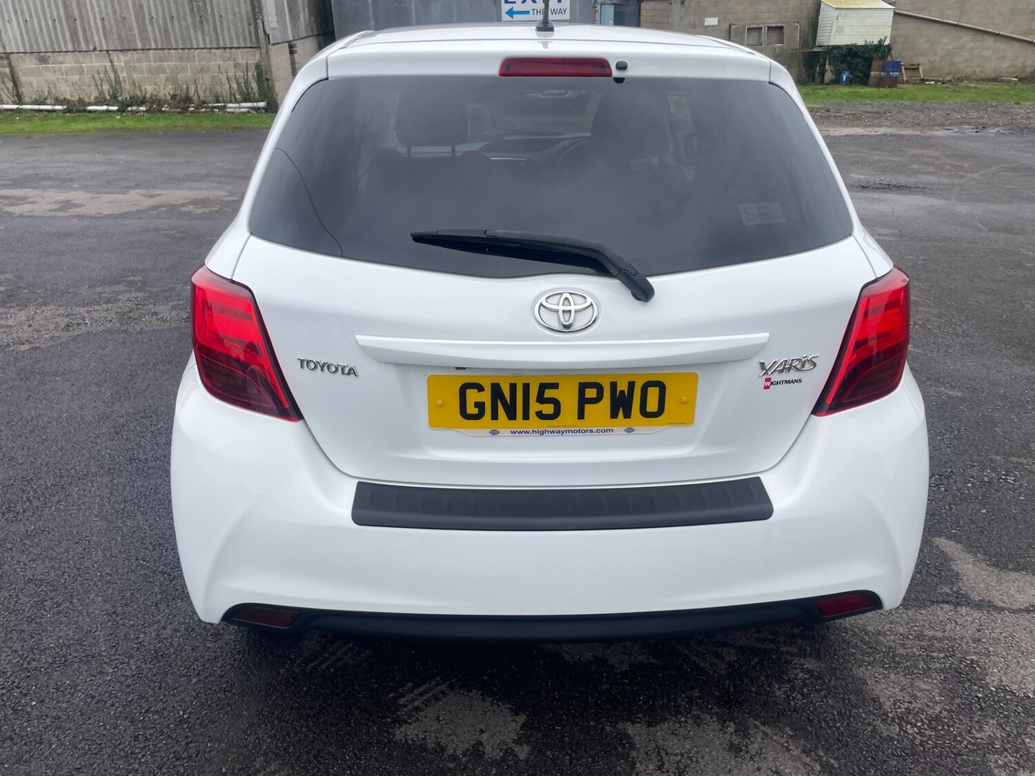 Used Toyota Yaris 2015 for sale - 77420291: Photo 6