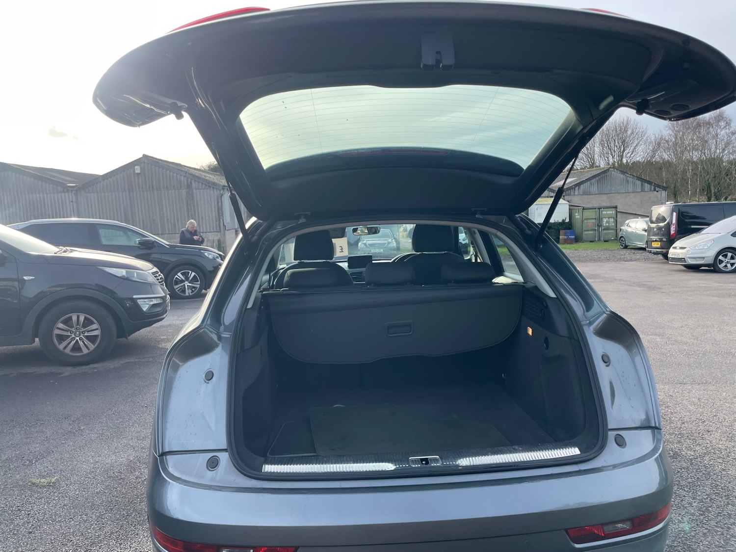 Used Audi Q3 2016 for sale - 76982632: Photo 10