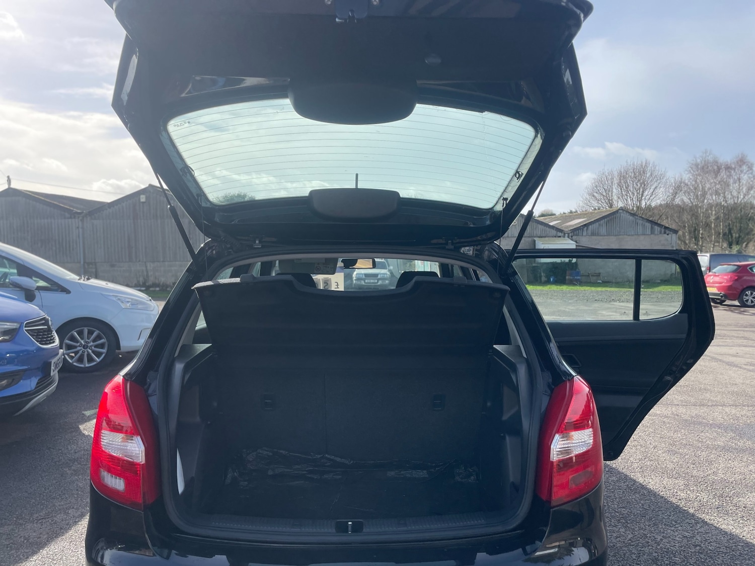 Used Skoda Fabia 2014 for sale - 77629420: Photo 10