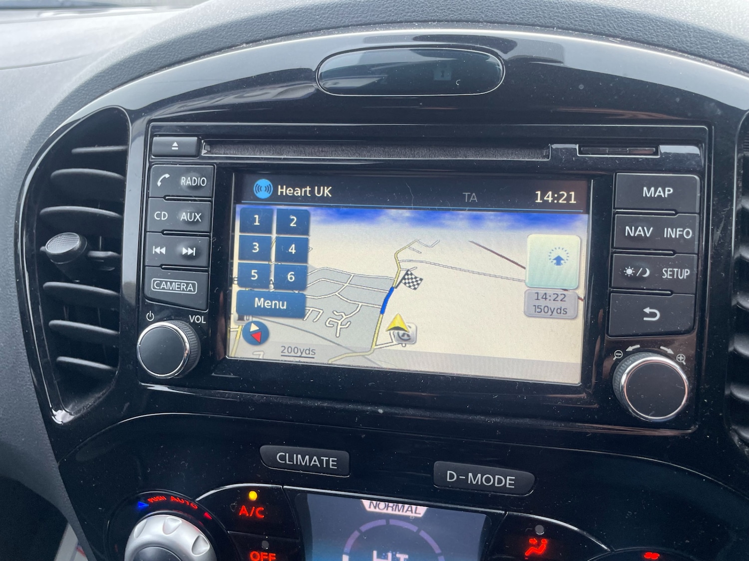 Used Nissan Juke 2015 for sale - 77234632: Photo 15