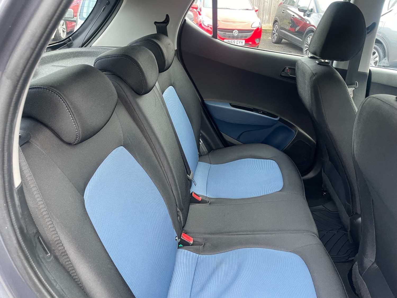 Used Hyundai i10 2016 for sale - 76879385: Photo 10