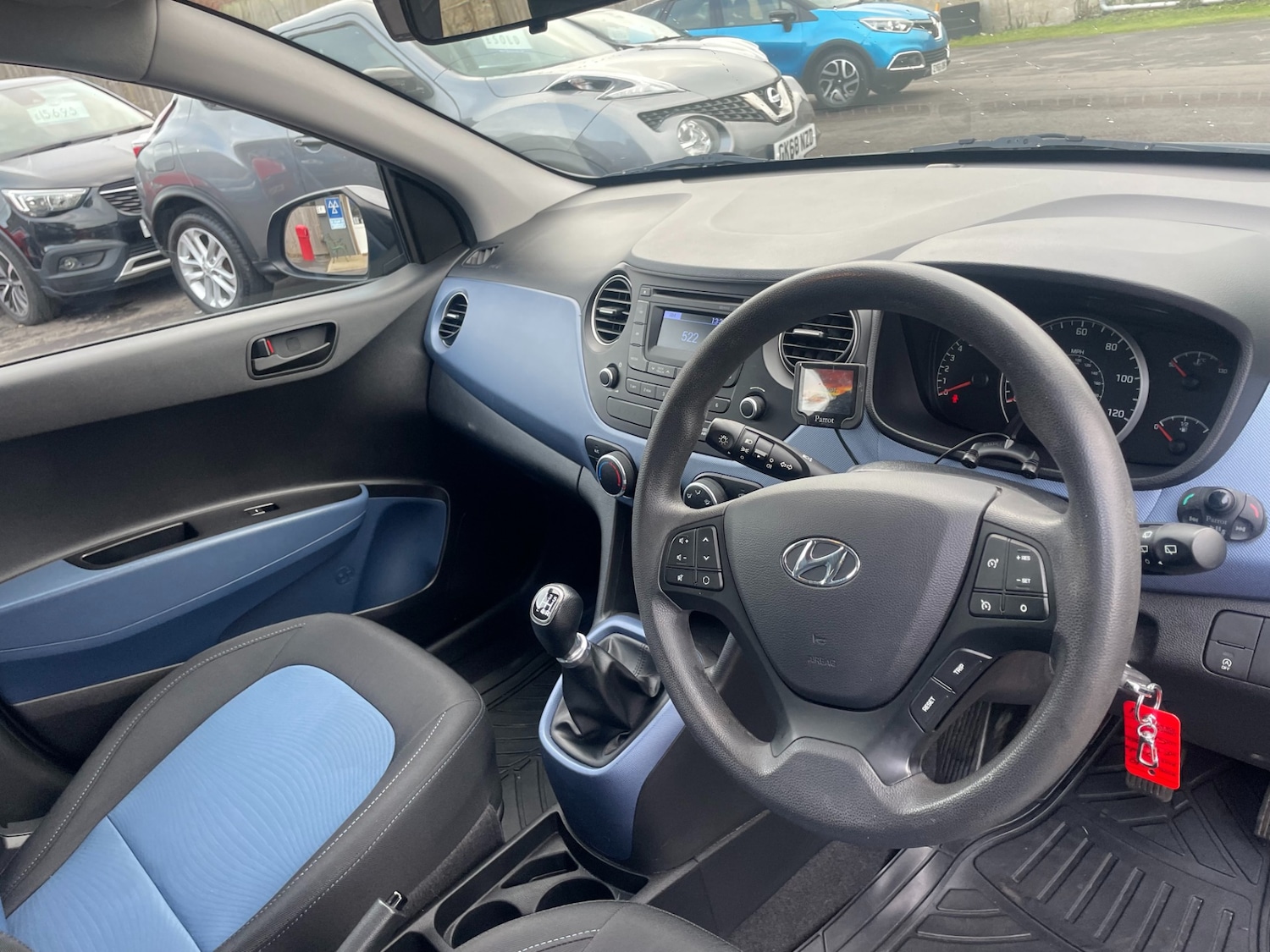 Used Hyundai i10 2016 for sale - 76879385: Photo 12